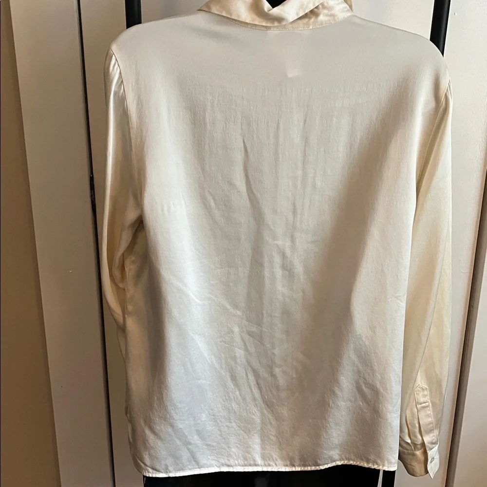 Talbot’s vintage silk blouse - Picture 3 of 5